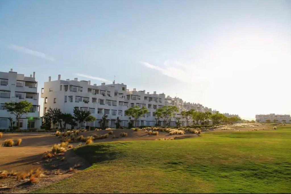 罗尔丹Vista Al Golf公寓 外观 照片